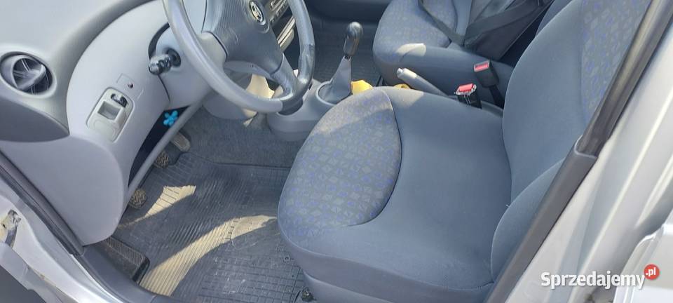 Yaris bezwypadkowy Warszawa sprzedam