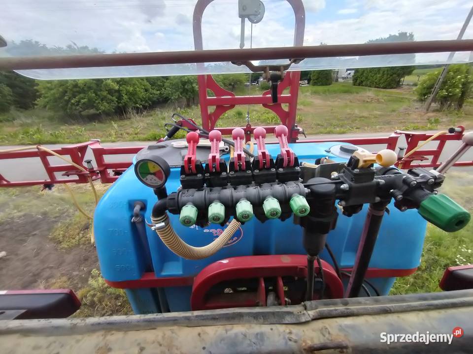 Opryskiwacz 800L 15m Zawieszane pomorskie