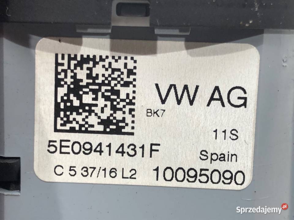 WŁĄCZNIK ŚWIATEŁ SKODA OCTAVIA III 5E0941431F