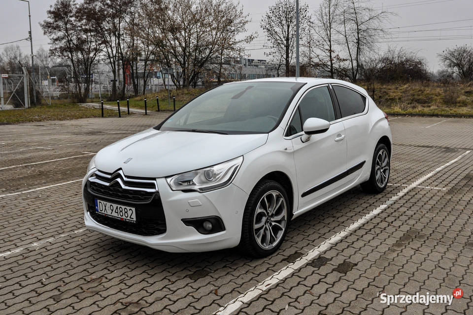Citron DS4 16 200 Skóry 20112012 r benzyna dolnośląskie