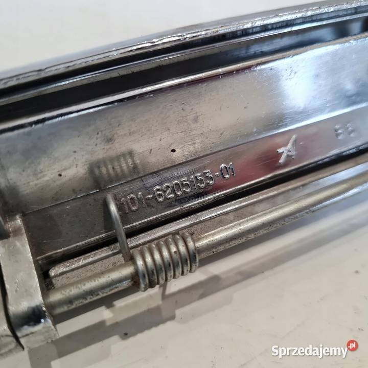 FIAT 125P KLAMKA ZEWNĘTRZNA PRAWY PRZÓD CHROM Motoryzacja Osięciny