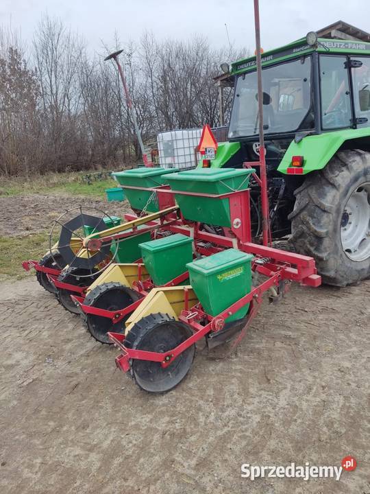 Siewnik punktowy do kukurydzy MEPROZER S100 Łopacianka