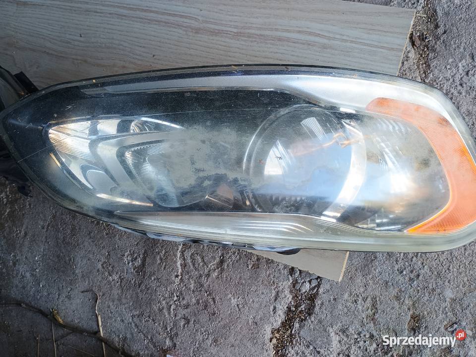 Lampy przód Volvo xc60 Narewka
