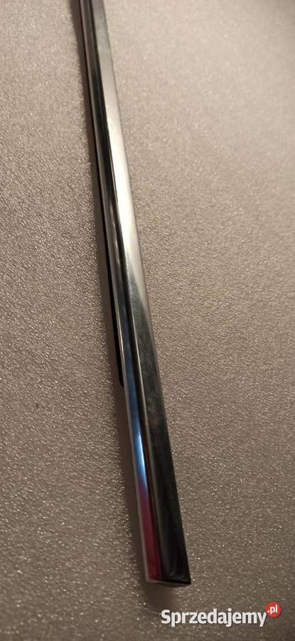Listwa drzwi szyby Bmw e61 tył zewnętrzna Lewa Dębica