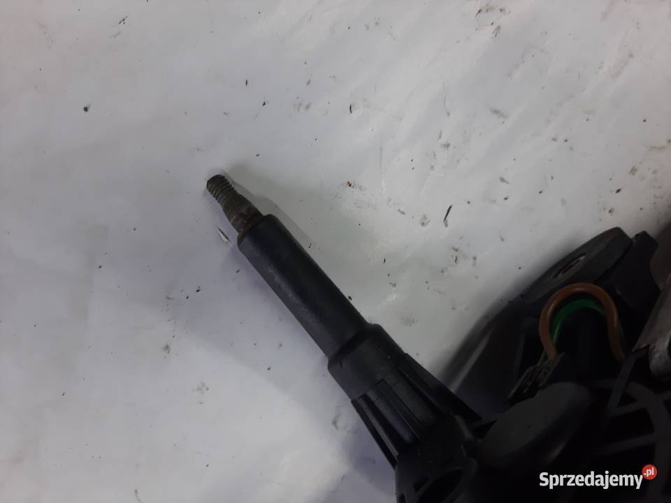 Fiat Stilo 3D 5D silniczek tylnej wycieraczki