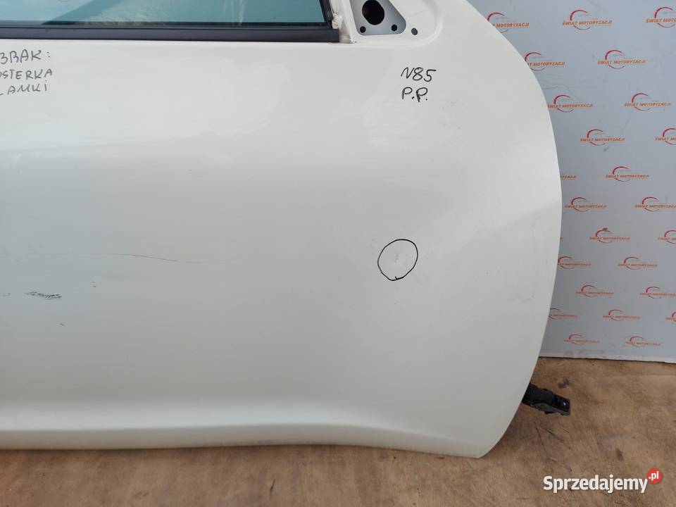 NISSAN JUKE 10r drzwi prawe przód 130 mikronów