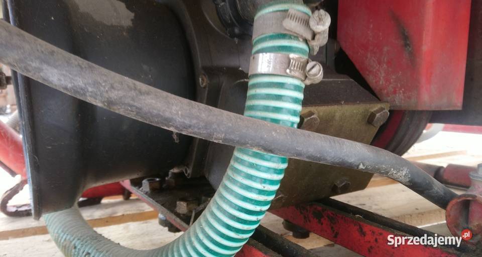 Opryskiwacz sadowniczy 200L zawieszany z kolumna nieuszkodzony sprzedam