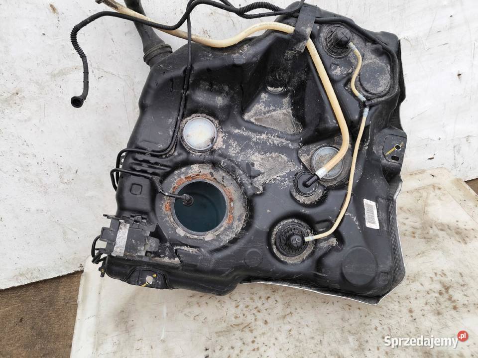 BAK ZBIORNIK PALIWA AUDI A3 8V SEDAN VW SKODA