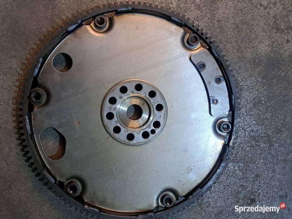 Kolo zamachowe audi 057105323AR osobowe Wrocław