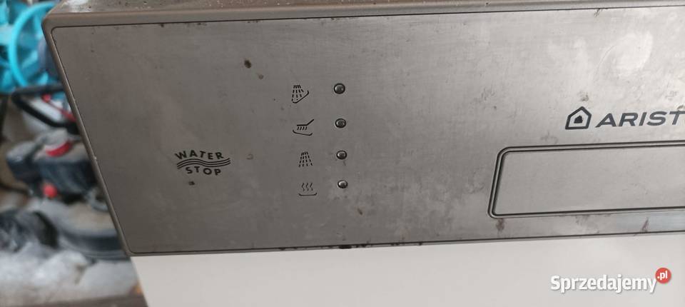 zmywarka do zabudowy Ariston 45 używana Nawojowa