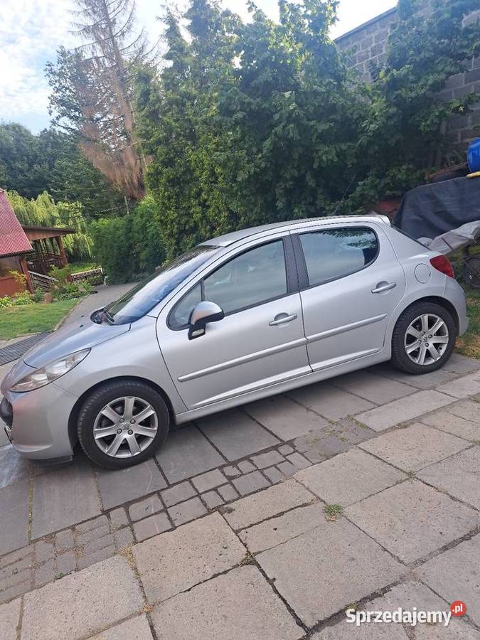 Peugeot 207 Hatchback 16 VTi 120 benzyna Rzeplin