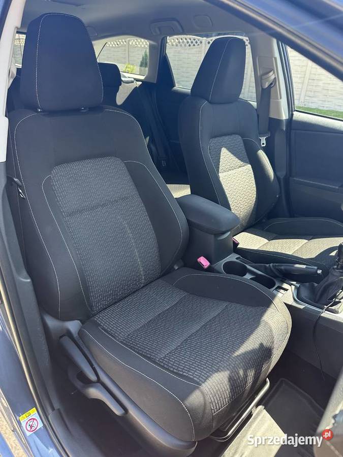 Toyota Auris 2015r 16 Benzyna manualna Radom