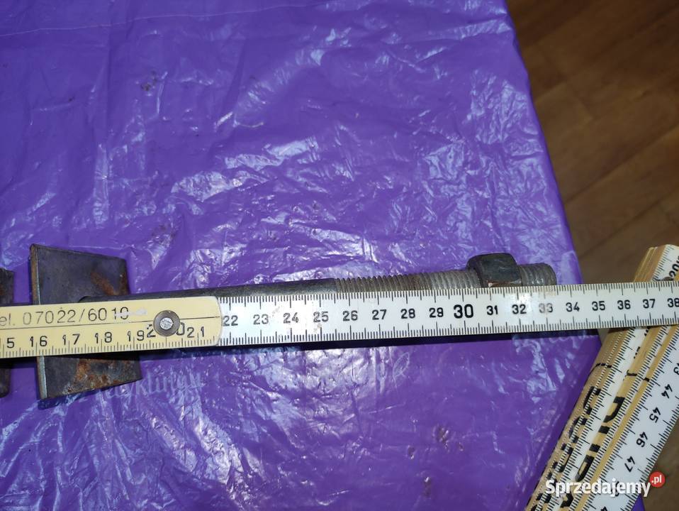 Śruba i hak wieszakowy dolnośląskie Przeworno