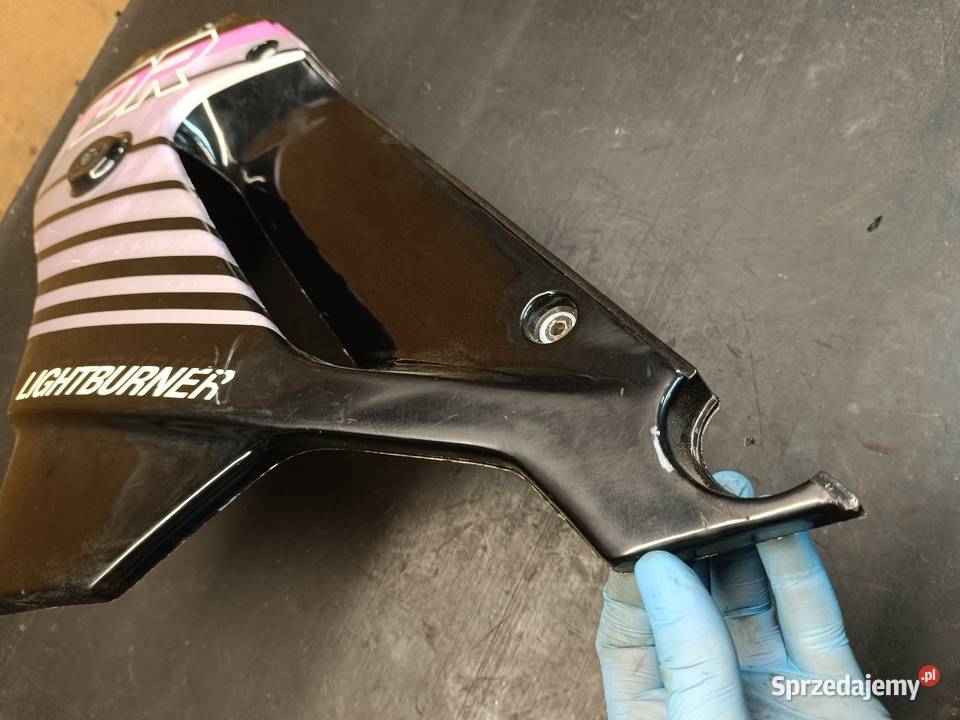 Owiewka osłona plastik boczek lewy części Yamaha Plastiki Gołaczewy