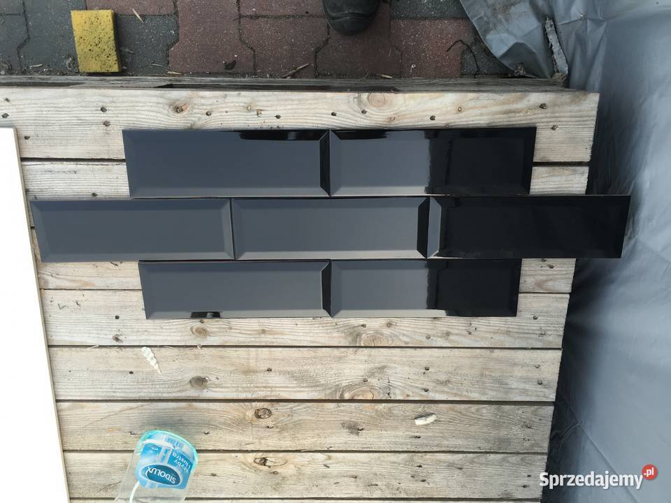 Glazura płytka ścienna bisel negro brillo 10x30 Reguły