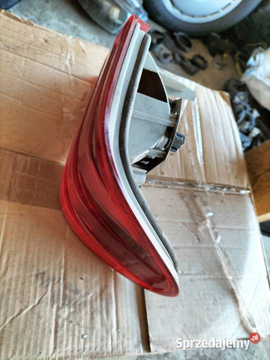 LAMPA PRAWY TYŁ MERCEDES W210 A2108201064 Kamień-Kolonia