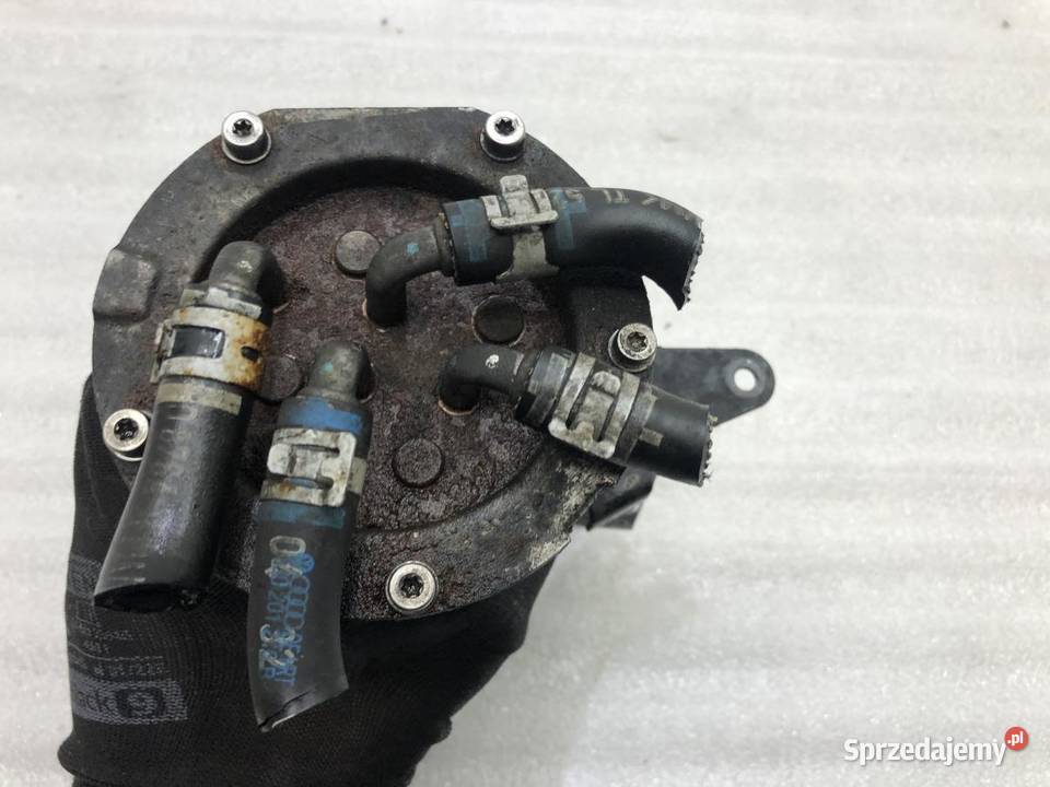 OBUDOWA FILTRA PALIWA AUDI TT 8J 20TDI 8J0127400