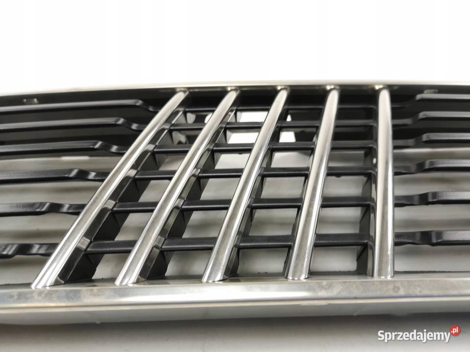 GRILL ATRAPA CHŁODNICY FIAT CROMA I 8589 Atrapy