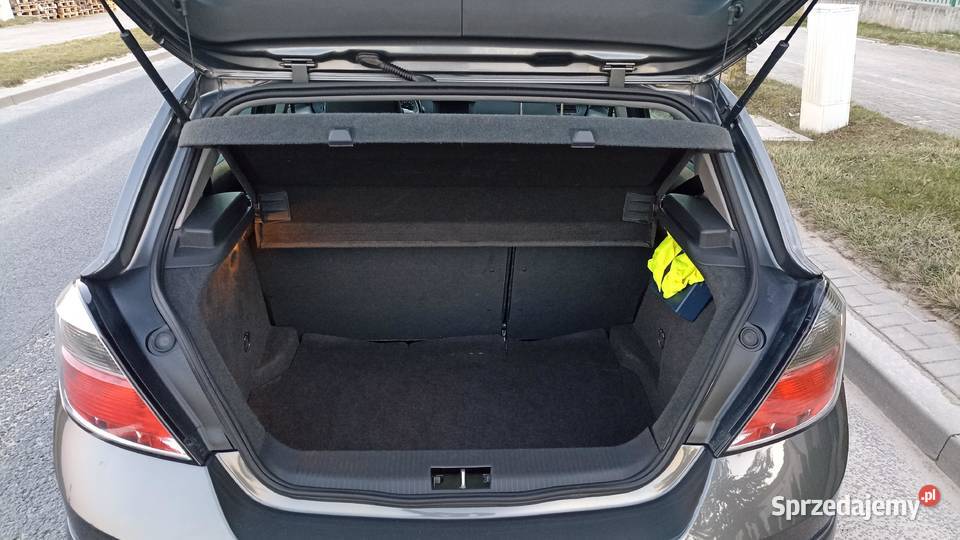 OPEL ASTRA H LIFT 16 115 Super stan 2 komplety lakier metallic Lubawa