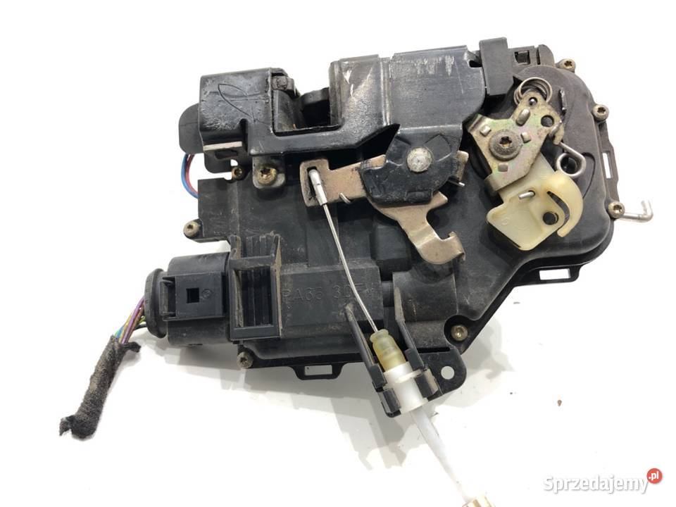ZAMEK DRZWI LEWY PRZÓD AUDI A6 C5 Hatchback