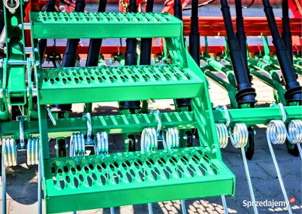 Siewnik zbożowy AGROMASZ SR 25 27 30 m Siewnik Gorzkowice sprzedam