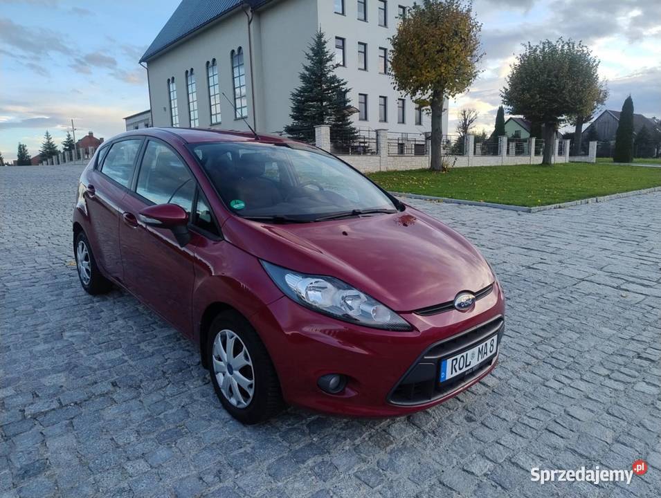Ford fiesta 2010 12 benzyna 82 konie klima cd Myślenice