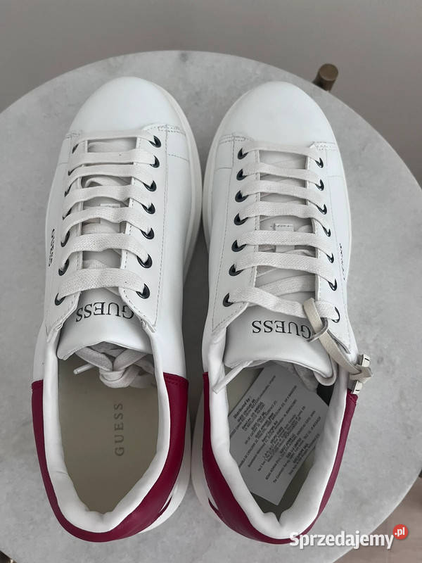Nowe sneakersy GUESS skóra naturalna dolnośląskie