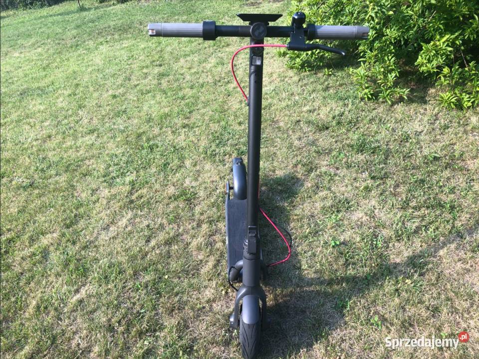 Sprzedam Hulajnogę Elektryczną Navee V25I Pro