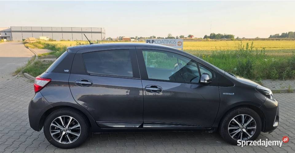 Zadbana Toyota Yaris Hybrid 100 Premium Motoryzacja Mędłów