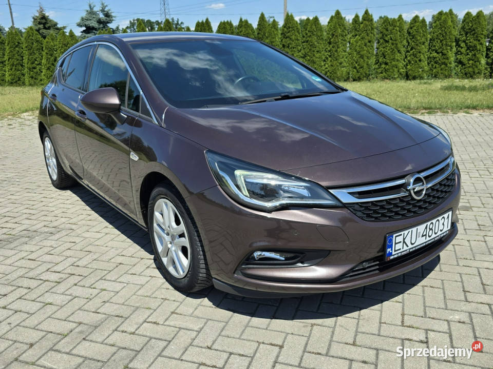 Opel Astra 14Turbo benz NavigacjaKamCofaniaPodg