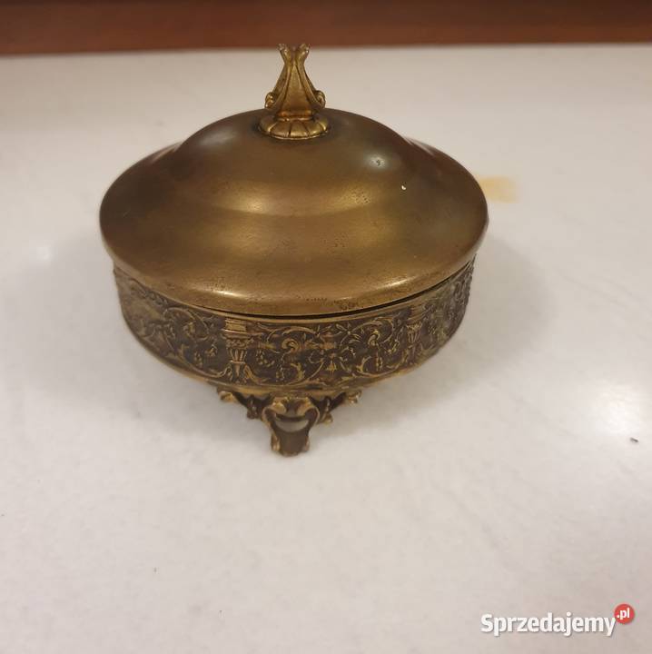 Stare puzderko z pokrywką na biżuterię met Lublin