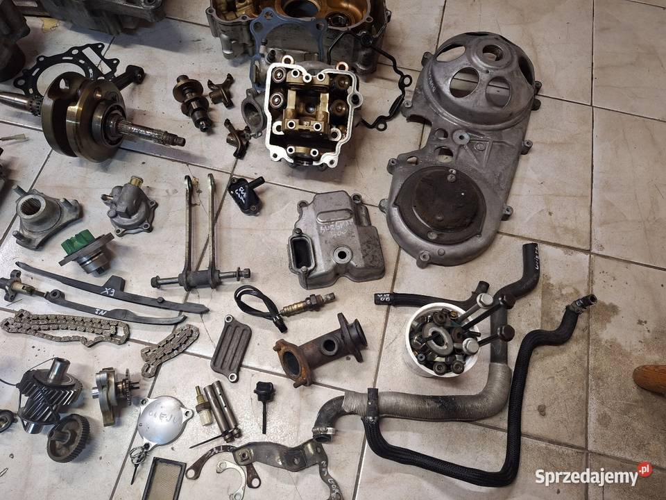 Suzuki Burgman 400 K2 silnik części k429 głowica Jelenia Góra