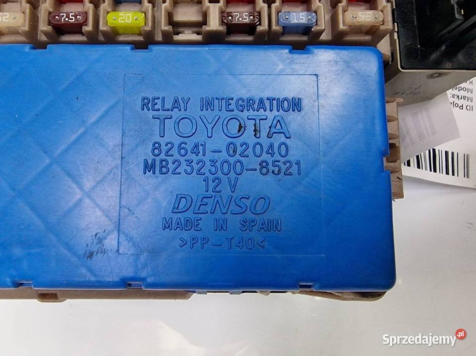 SKRZYNKA BEZPIECZNIKÓW TOYOTA COROLLA E12 kujawsko-pomorskie