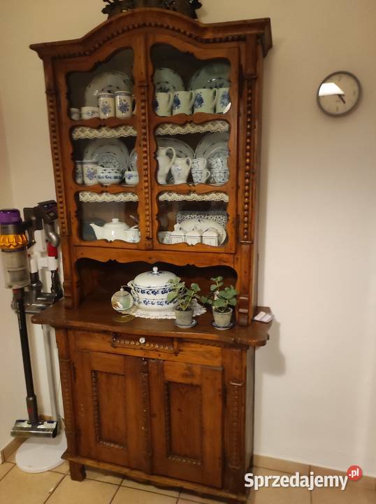 Piękny Kredens wykonany ręcznie