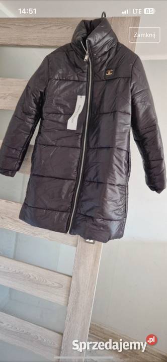 Sprzedam ciuchy nowe kurtkę parkę i płaszcz