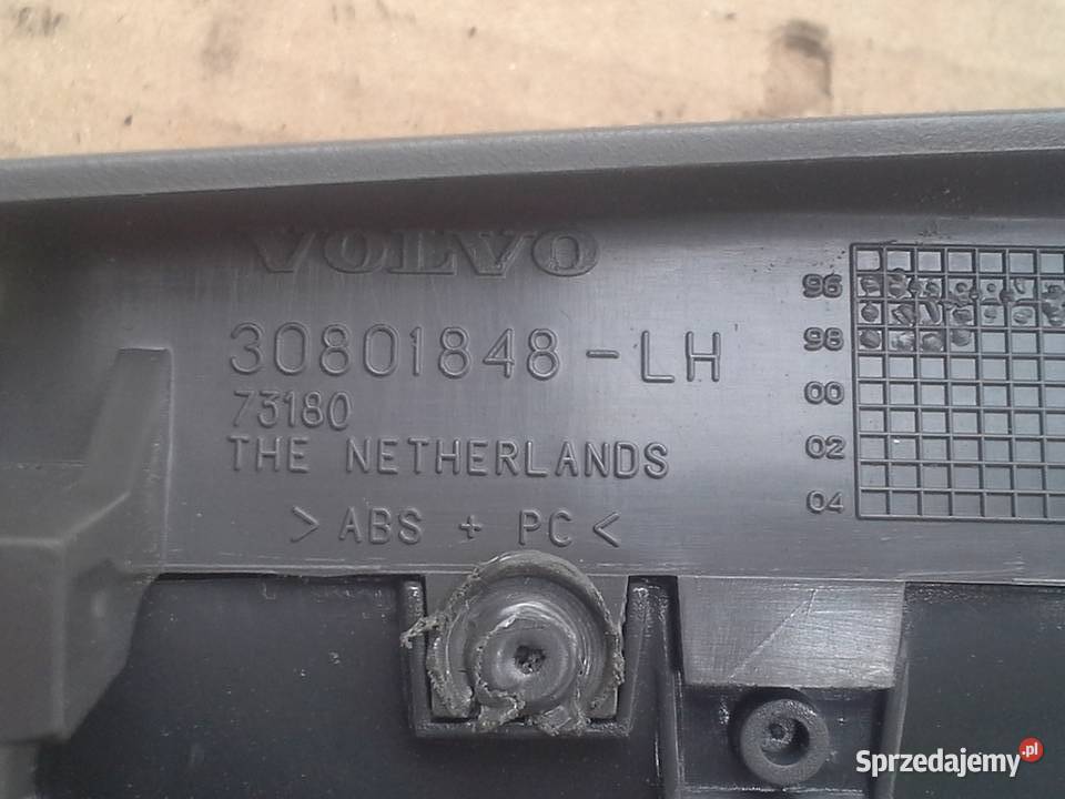 Volvo S40 I przełącznik stop kratka 30801848 Wyposażenie wnętrza Dębno