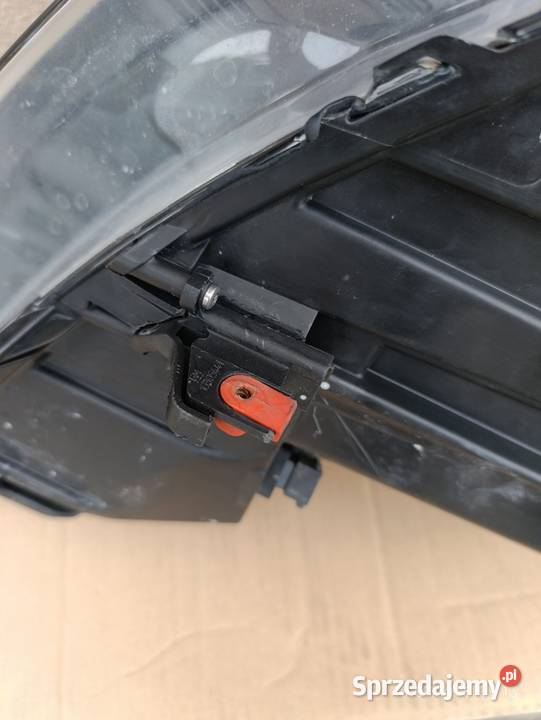 Reflektor lewy Opel Meriva B lift czarny Lampy przednie łódzkie Zduńska Wola