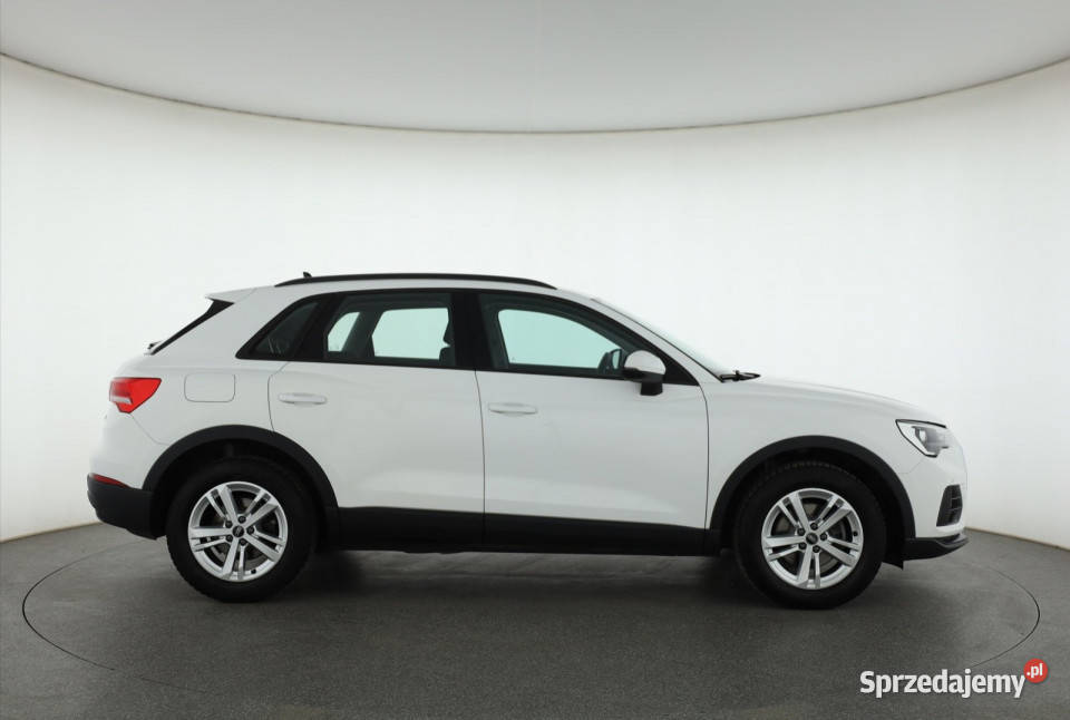Audi Q3 35 TFSI pełny VAT Q3 Piaseczno