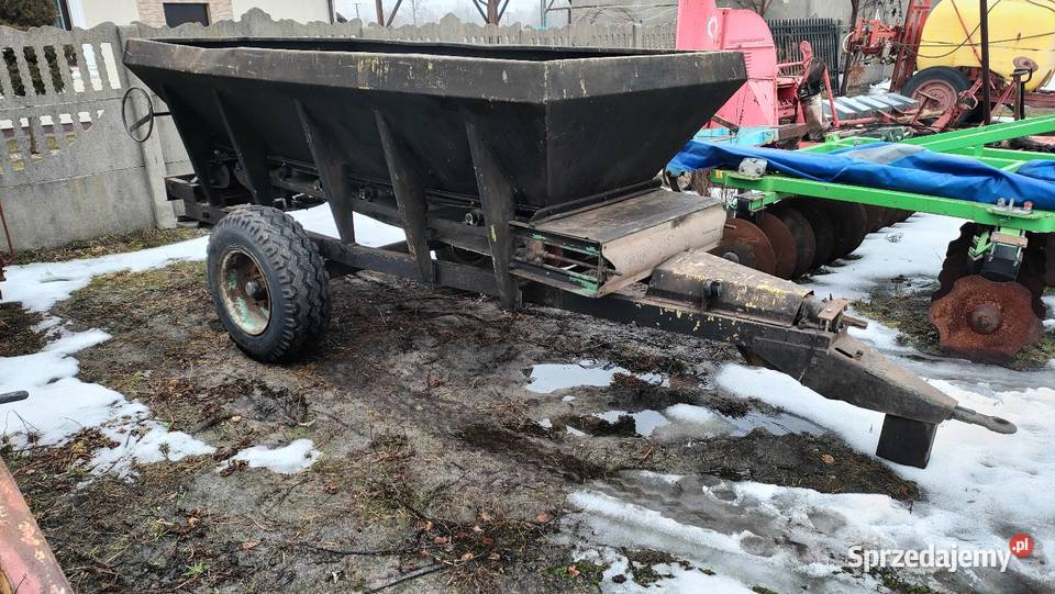 Sprzedam rozsiewacz rcw 3 nieuszkodzony