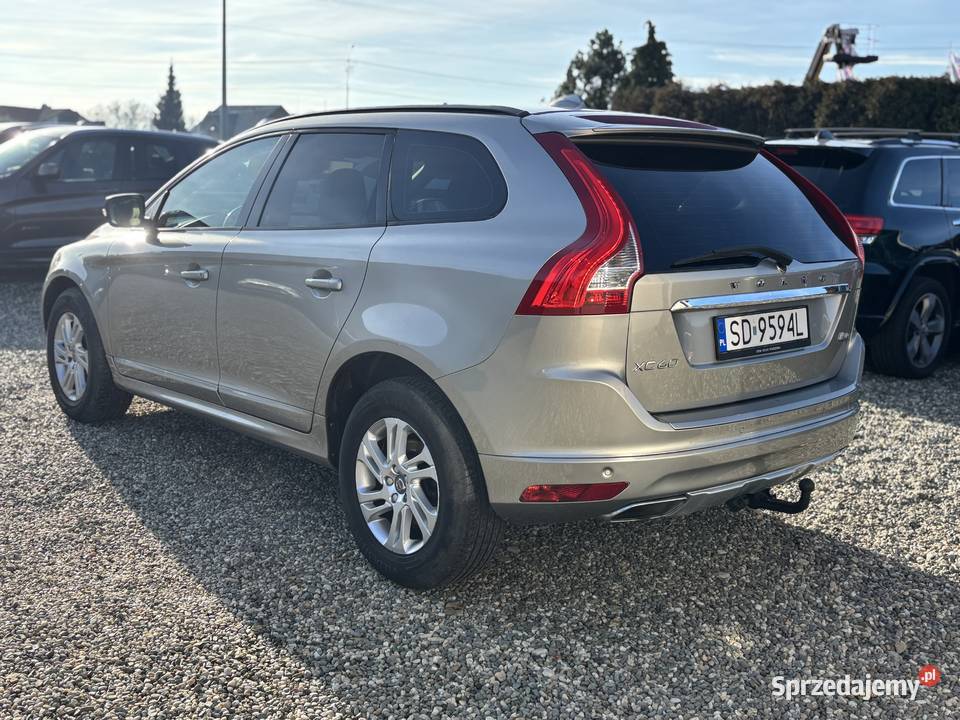 Volvo XC60 4x4 Krajowy GWARANCJA szary XC 60 Paniówki