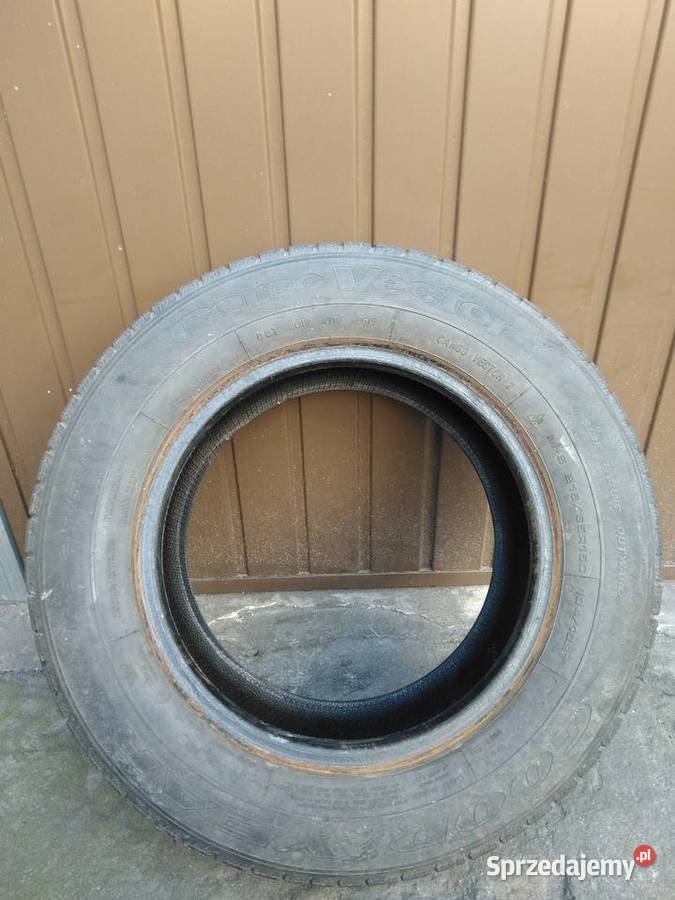 Opona zimowa 215x65r15 Goodyear Vector Cargo 2 Włocławek