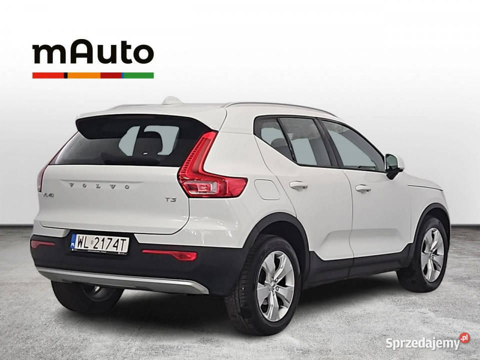 Volvo XC 40 T3 Momentum Pro Z Polskiego Salonu Warszawa