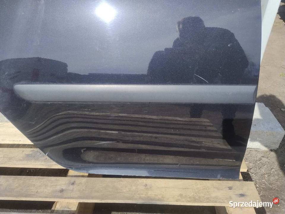 DRZWI PRAWY TYŁ LC9Z VOLKSWAGEN GOLF V osobowe wielkopolskie