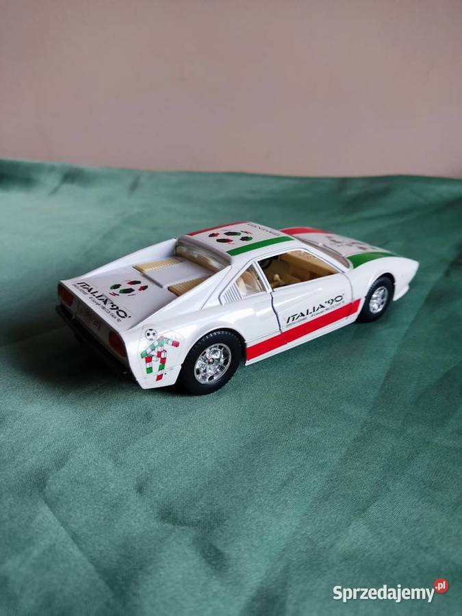 Model samochodu 124 Ferrari 308 GTB Italia 1990 Głuchołazy