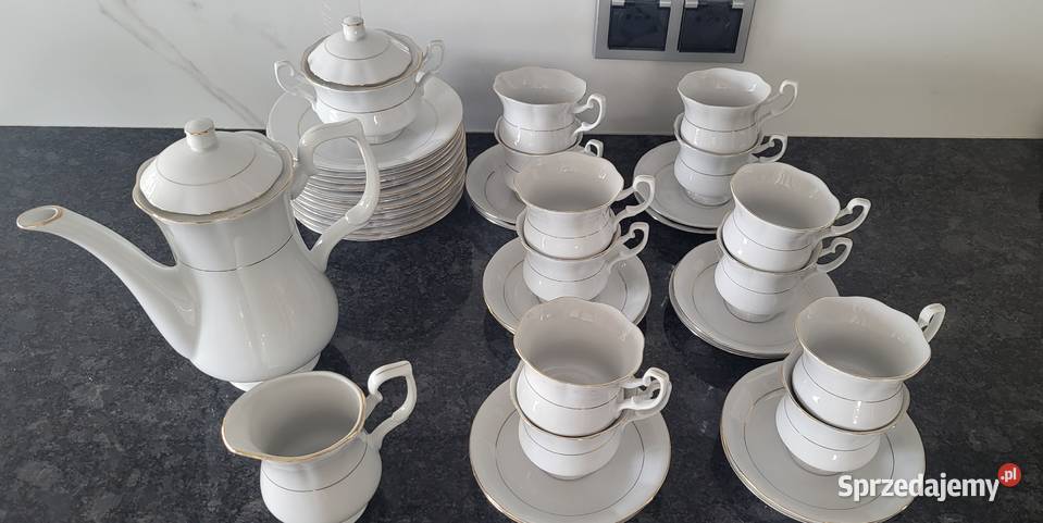Serwis kawowo herbaciany Nowy 12os39el Porcelana Świdnik