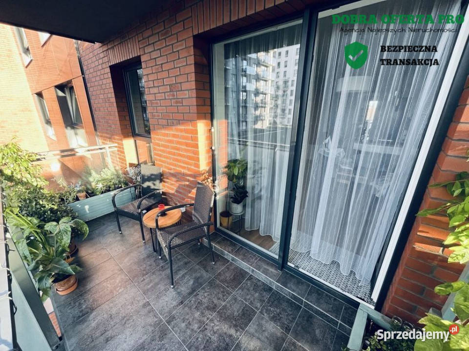 2 pokoje balkon garaż widok na Stocznię balkon Gdańsk