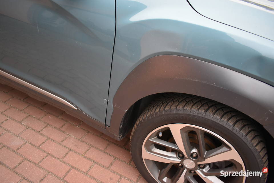 FULL LEKKO USZKODZONY 115110km Moczyłki