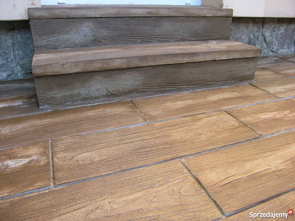 Drewno betonowedeski z betonupieńki Kargowa