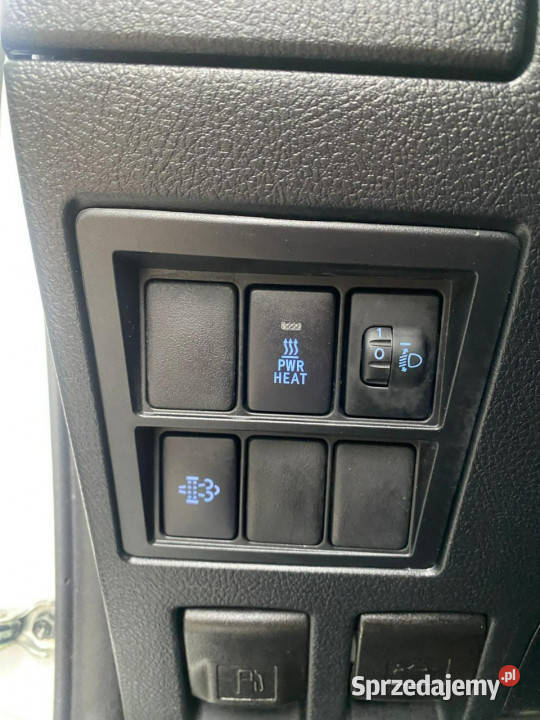 Toyota Hilux klimatyzacja niski przebieg manual Żory sprzedam