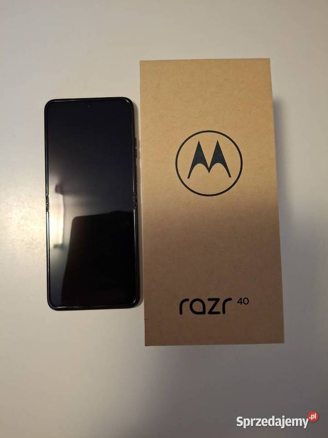 Telefon Motorola RAZR 40 NOWA Borne Sulinowo sprzedam
